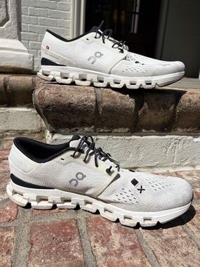 ON Running shoes men Cloud X 4 ivory black 11.5